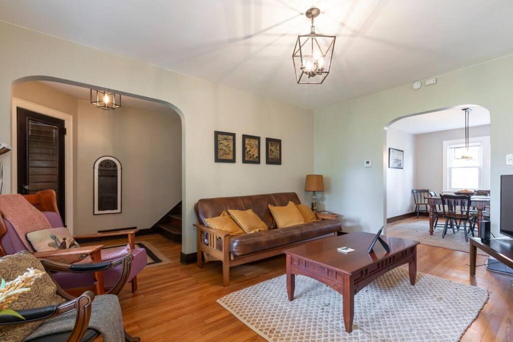 Craftsmen Charmer With Easy City & Airport Access Pittsburgh Exterior photo
